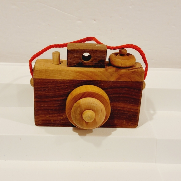 Wooden Toy Film Camera Pretend Play - Picture 1 of 10